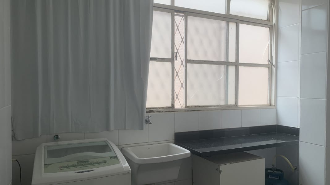 Imagem 19 da galeria do anúncio: EXCELENTE QUARTO PRAÇA DA SAVASSI-PRAÇA DA LIBERDADE -202/05