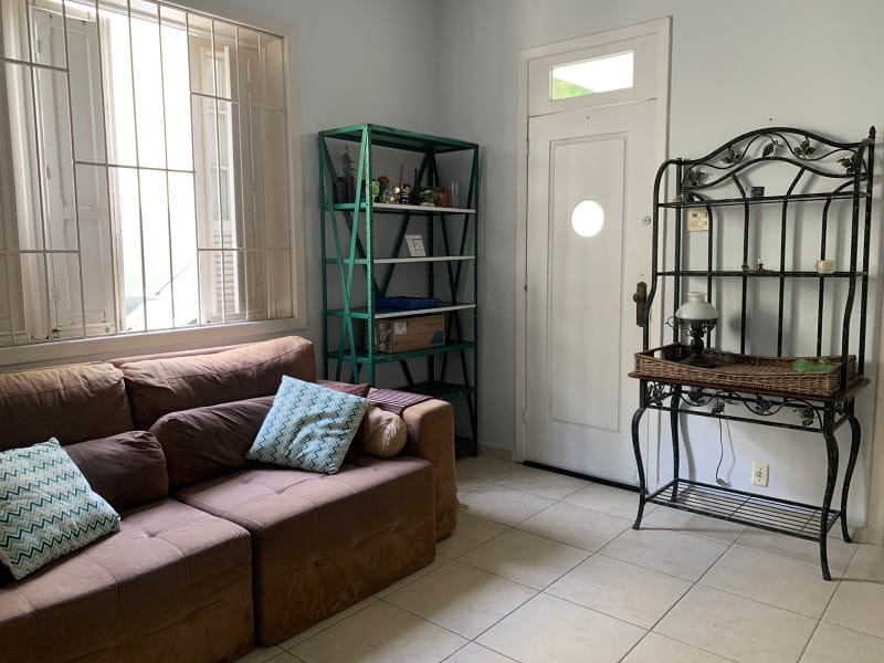 Imagem 13 da galeria do anúncio: Aluga vaga para moças estudantes em quarto duplo