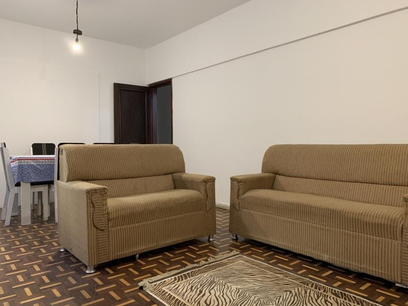 Imagem 13 da galeria do anúncio: QUARTO PARA MOÇA - PRAÇA DA LIBERDADE - SAVASSI - 04/101