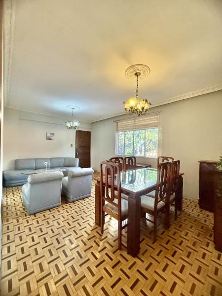 Imagem 16 da galeria do anúncio: SUÍTE FEMININA C/ VARANDA-PRAÇA DA SAVASSI-PRAÇA LIBERDADE