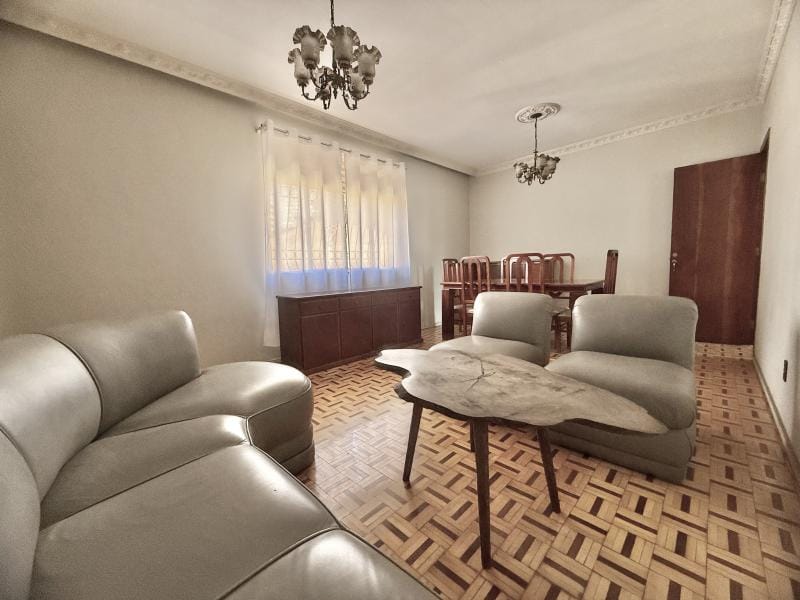 Imagem 12 da galeria do anúncio: SUÍTE FEMININA C/ VARANDA-PRAÇA DA SAVASSI-PRAÇA LIBERDADE