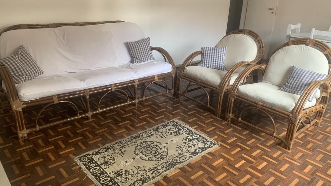 Imagem 13 da galeria do anúncio: VAGA FEMININA -PRAÇA DA LIBERDADE-SAVASSI 03/301