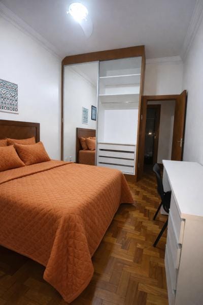 Imagem 5 da galeria do anúncio: Quarto individual de luxo no Centro