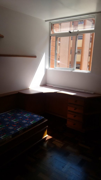 Imagem 4 da galeria do anúncio: Quarto mobiliado no Cristo Rei