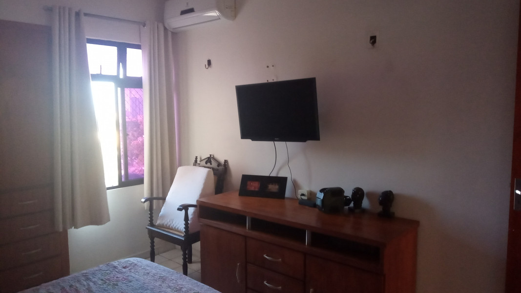 Imagem 10 da galeria do anúncio: QUARTO PARA ALUGAR o o
