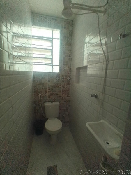 Imagem 4 da galeria do anúncio: Alugo quarto individual - república