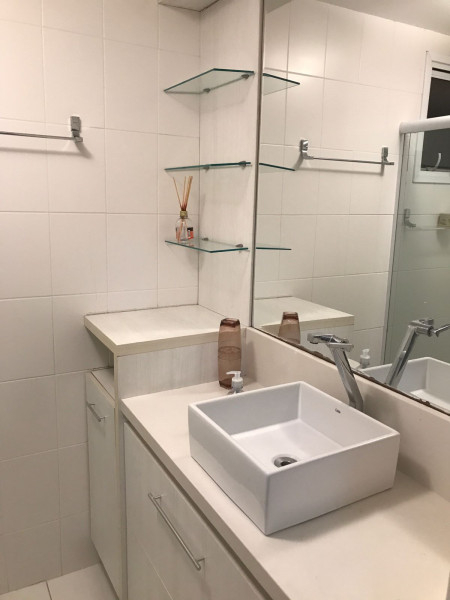 Imagem 1 da galeria do anúncio: Suíte Privativa | Ap Mobiliado | Bairro Anita Garibaldi