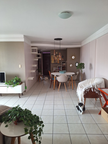 Imagem 11 da galeria do anúncio: Quarto com garagem