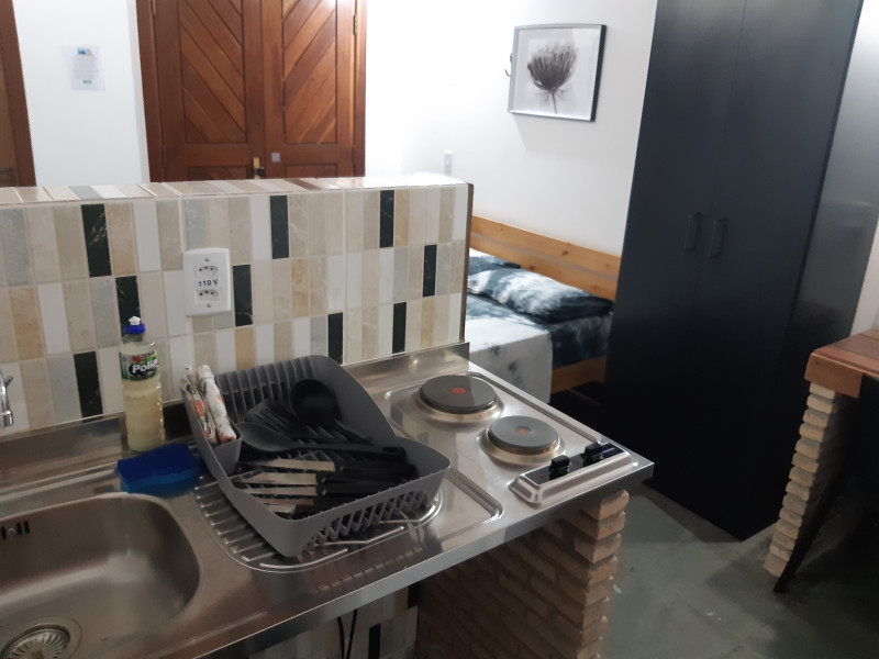 Imagem 5 da galeria do anúncio: Quarto/Kitnet Individual e Privativa c/ Varanda