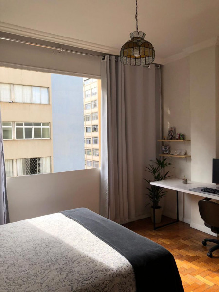 Imagem 2 da galeria do anúncio: Quarto amplo e arejado