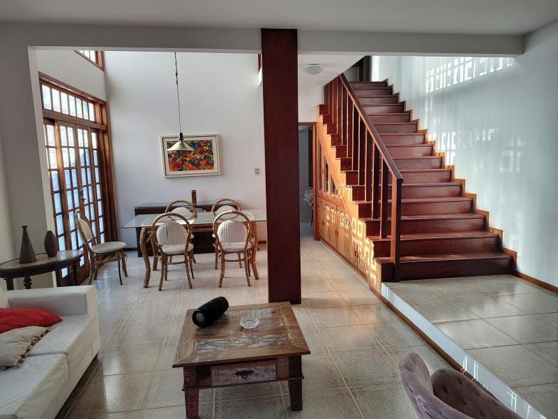 Imagem 15 da galeria do anúncio: Quarto em Casa próxima à praia na Cachoeira do B. Jesus