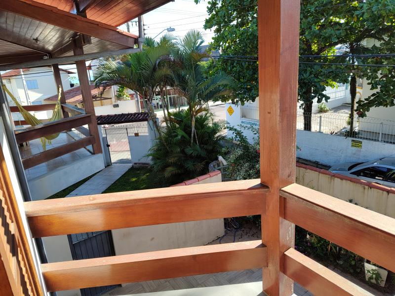 Imagem 3 da galeria do anúncio: Quarto em Casa próxima à praia na Cachoeira do B. Jesus