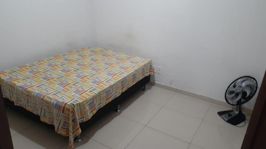Imagem 2 da galeria do anúncio: quarto com suite e sem suite