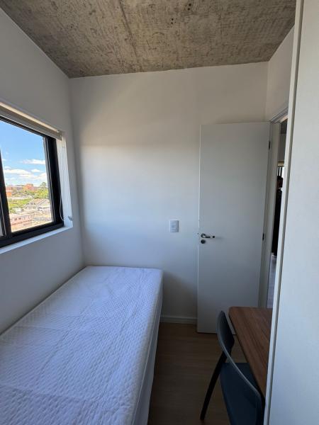 Imagem 2 da galeria do anúncio: Quarto Lindo em Super Edifício