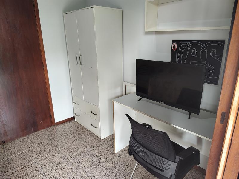 Imagem 2 da galeria do anúncio: Quarto em Casa próxima à praia na Cachoeira do B. Jesus