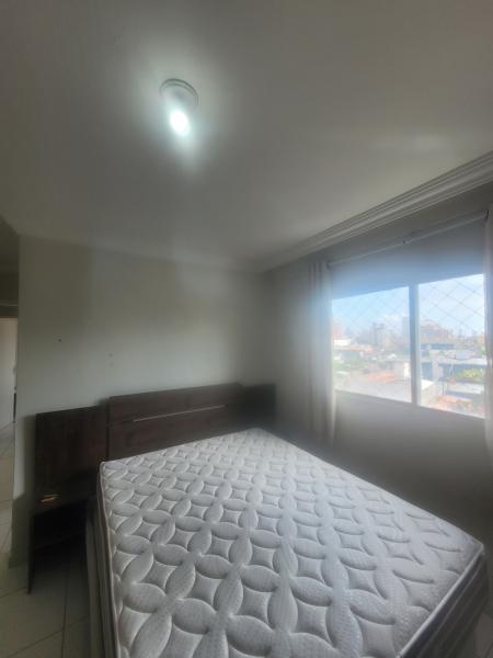 Imagem 2 da galeria do anúncio: quarto suite com ar condicionado