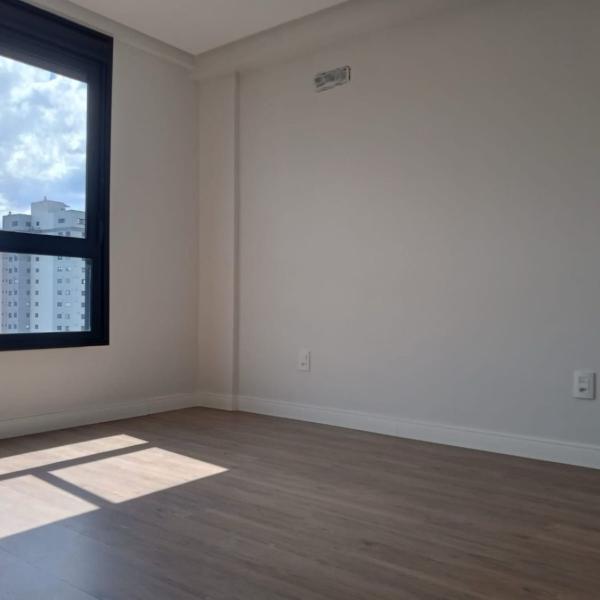 Imagem 2 da galeria do anúncio: Quarto com banheiro privativo em Barreiros