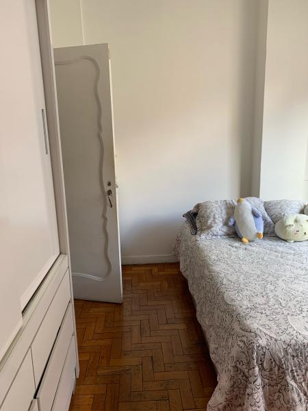 Imagem 7 da galeria do anúncio: Quarto amplo e arejado