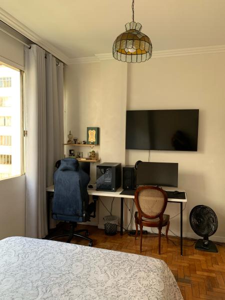 Imagem 9 da galeria do anúncio: Quarto amplo e arejado