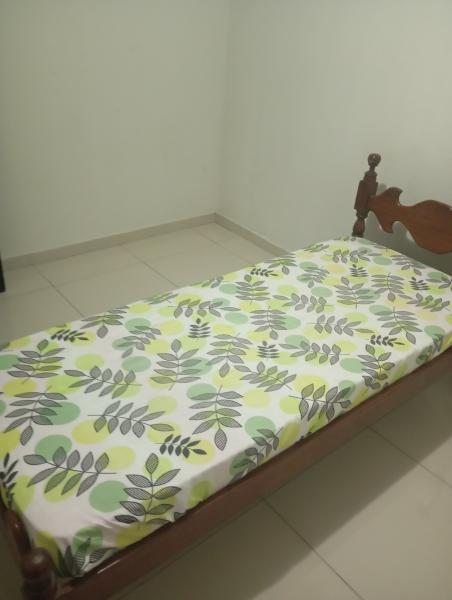 Imagem 9 da galeria do anúncio: quarto com suite e sem suite